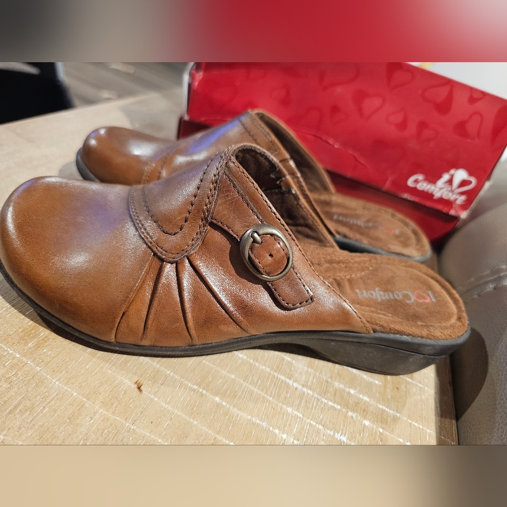 I LOVE COMFORT Shannon clog with leather upper size 7.5